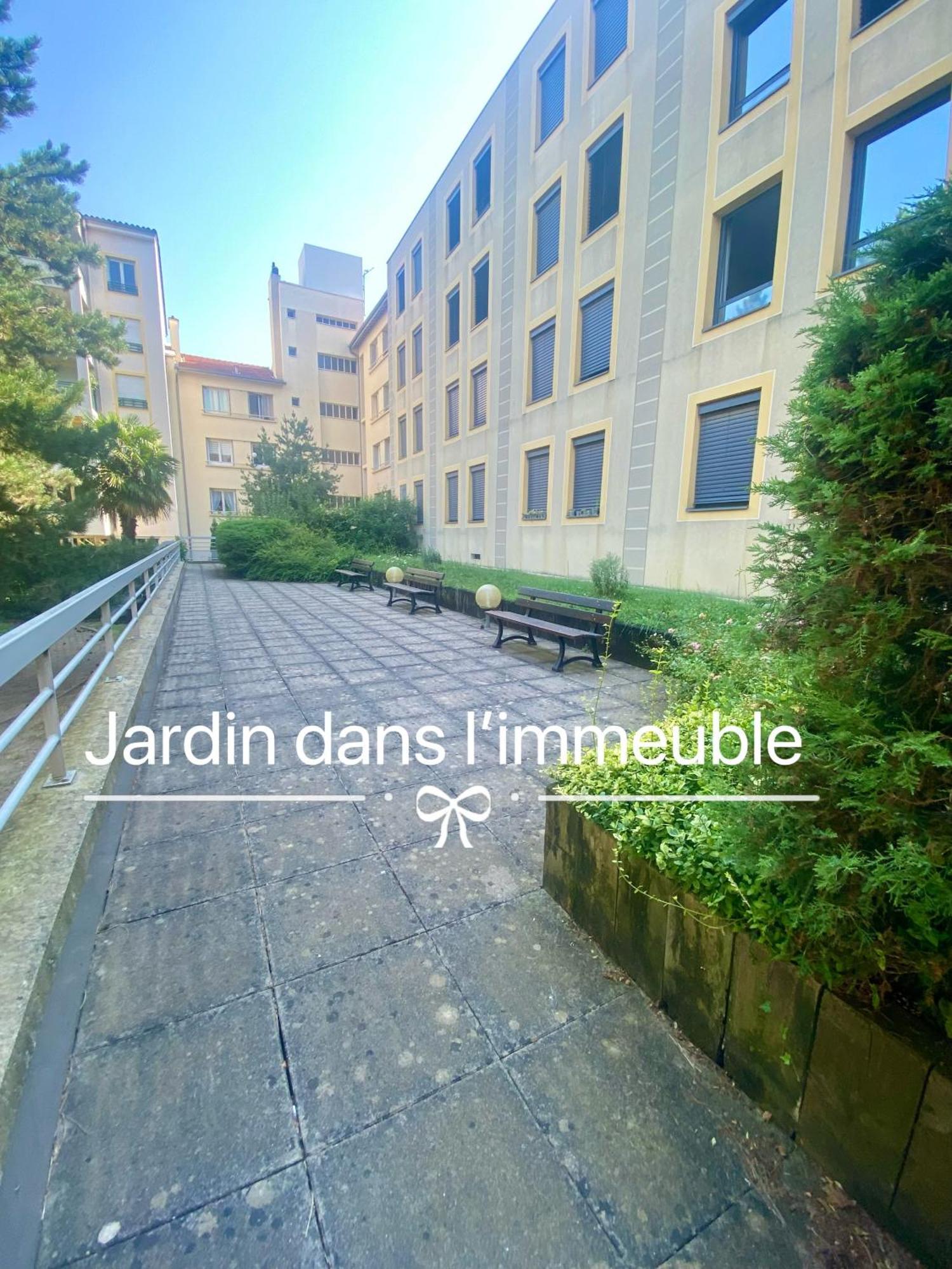Art De Recevoir - L'Ecrin De Margnolles - Croix Rousse - Metro C-Cuire 卡威尔奎 外观 照片
